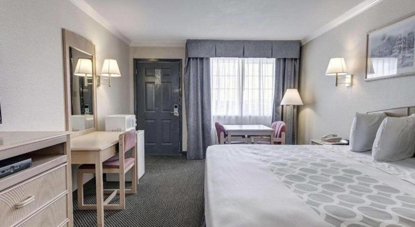 Econo Lodge Van Horn Exteriör bild